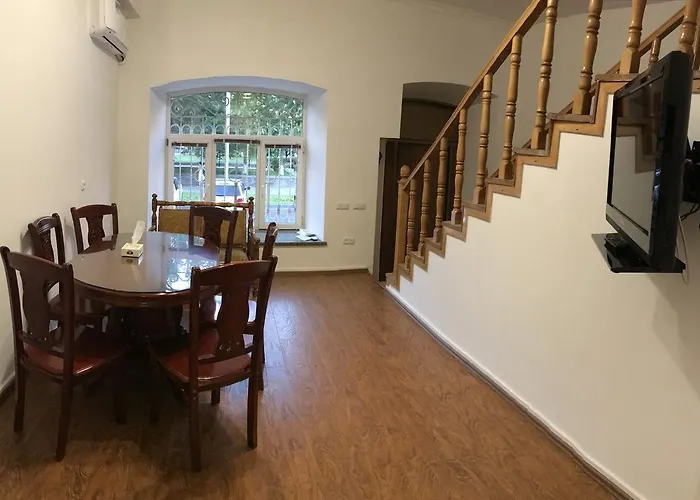 Apartment By Family Hotel